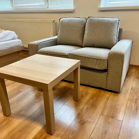 ホステル Building *