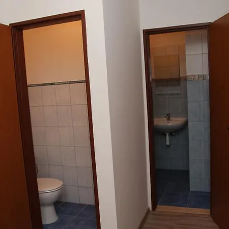 ホステル Building *