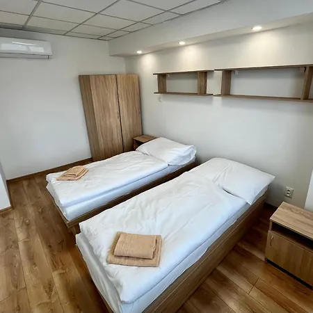 Hostel Building Šaca