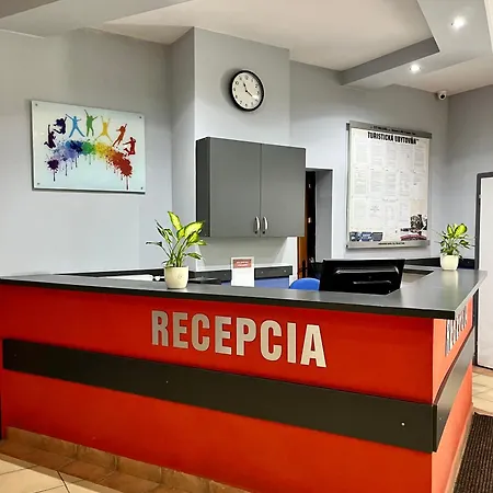 Building Hostel Šaca